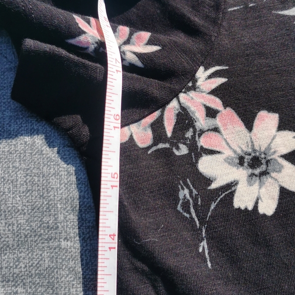 NICOLE MILLER SMALL New  floral t shirt tee shirt  short sleeves NWT Scoop Neck - Picture 10 of 15